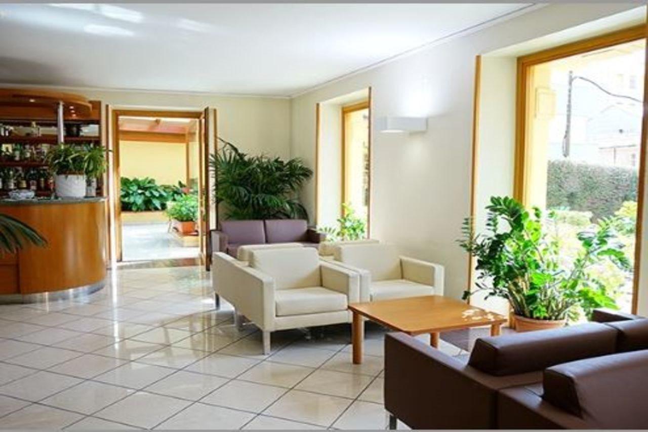 Hotel Careni Villa Italia Finale Ligure Exterior foto