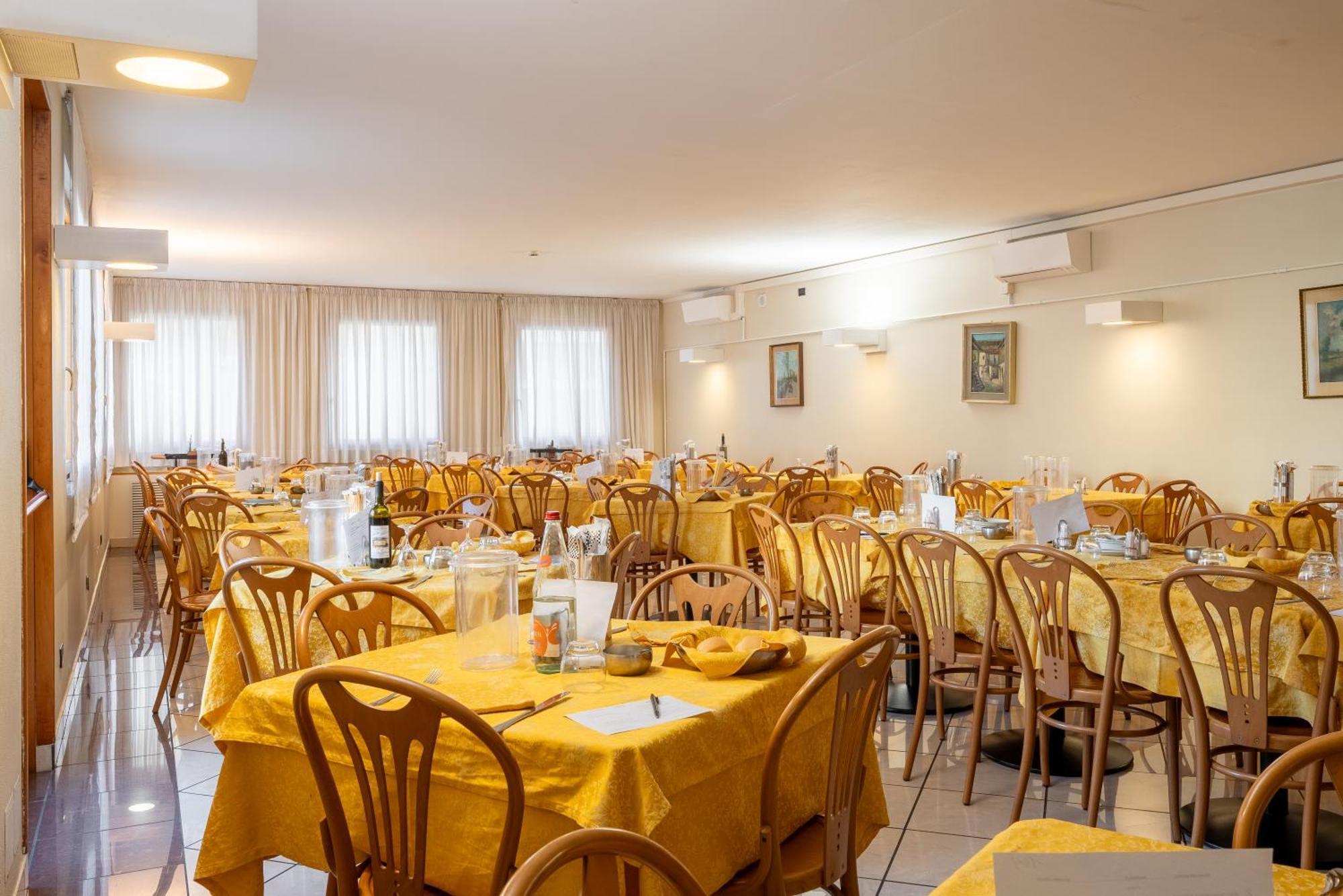 Hotel Careni Villa Italia Finale Ligure Exterior foto